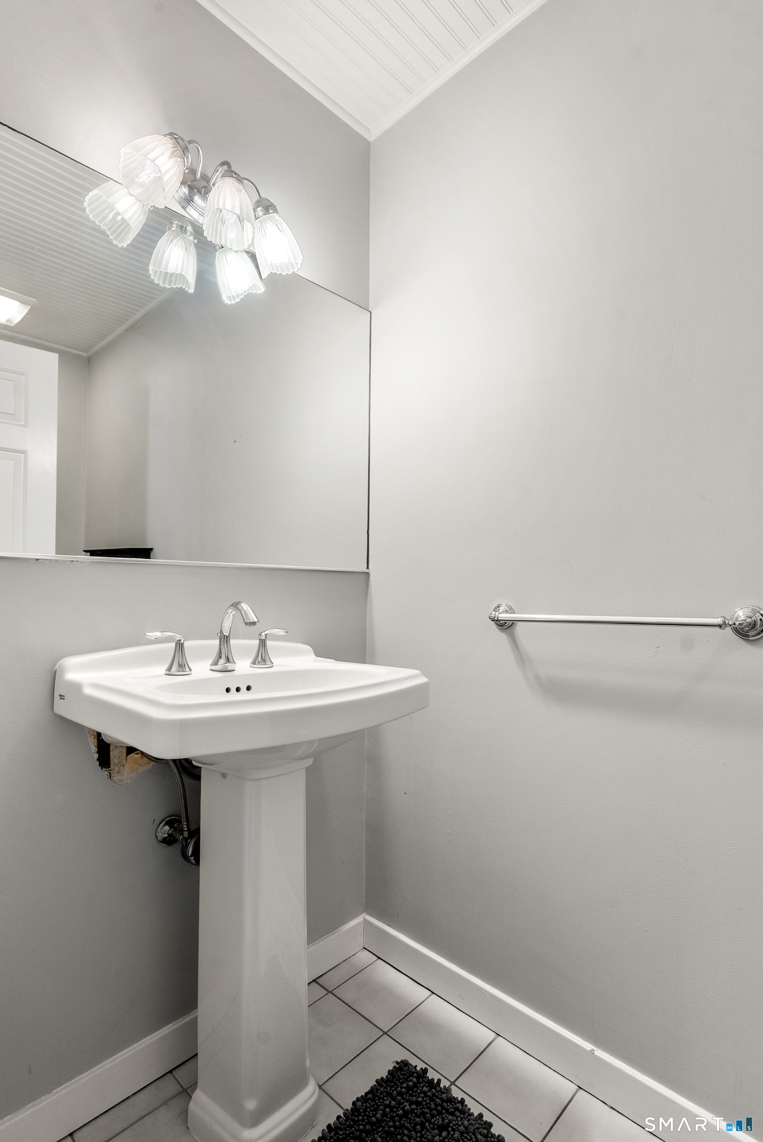 175 South End Road East Haven CT 06512