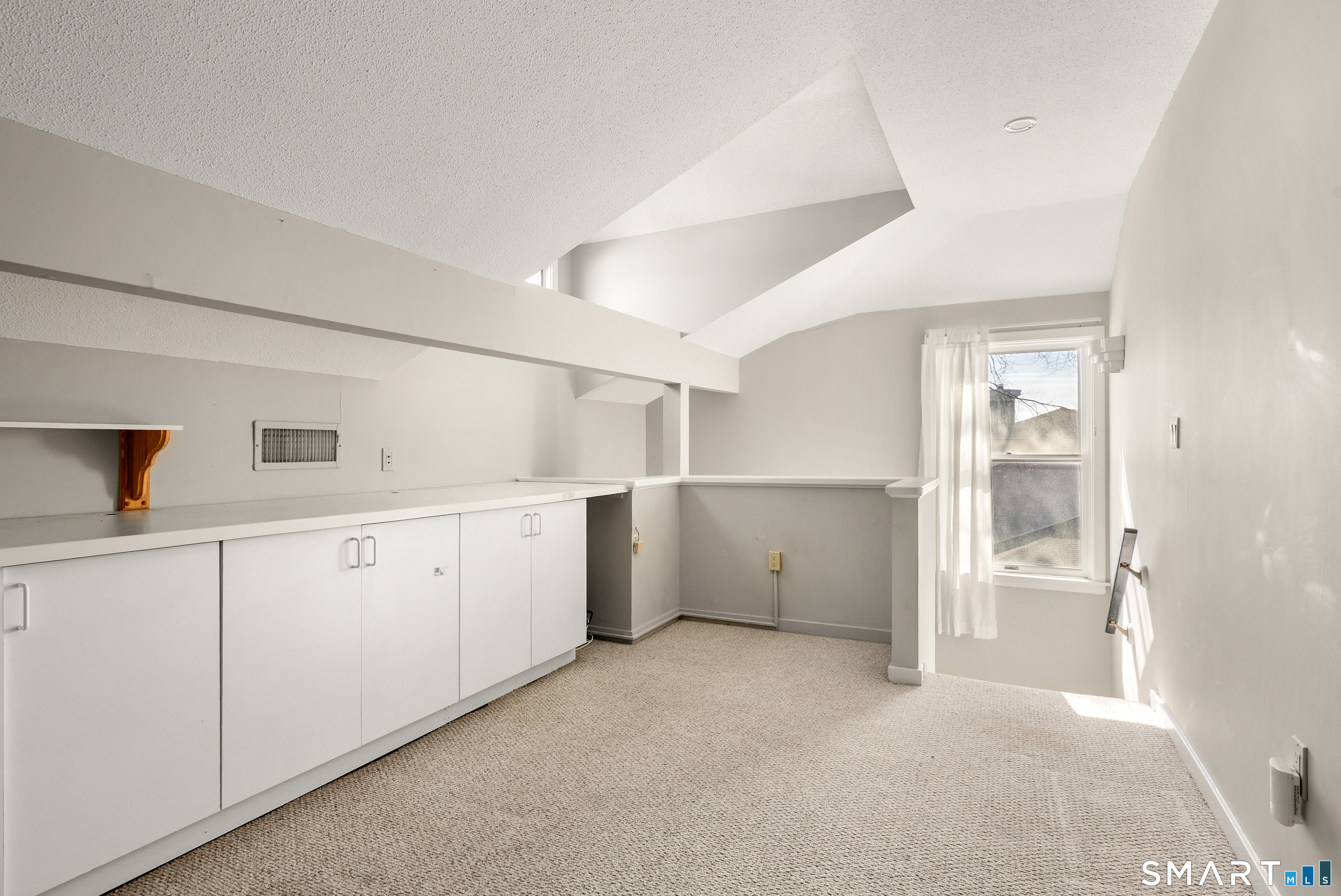 175 South End Road East Haven CT 06512