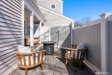 175 South End Road East Haven CT 06512