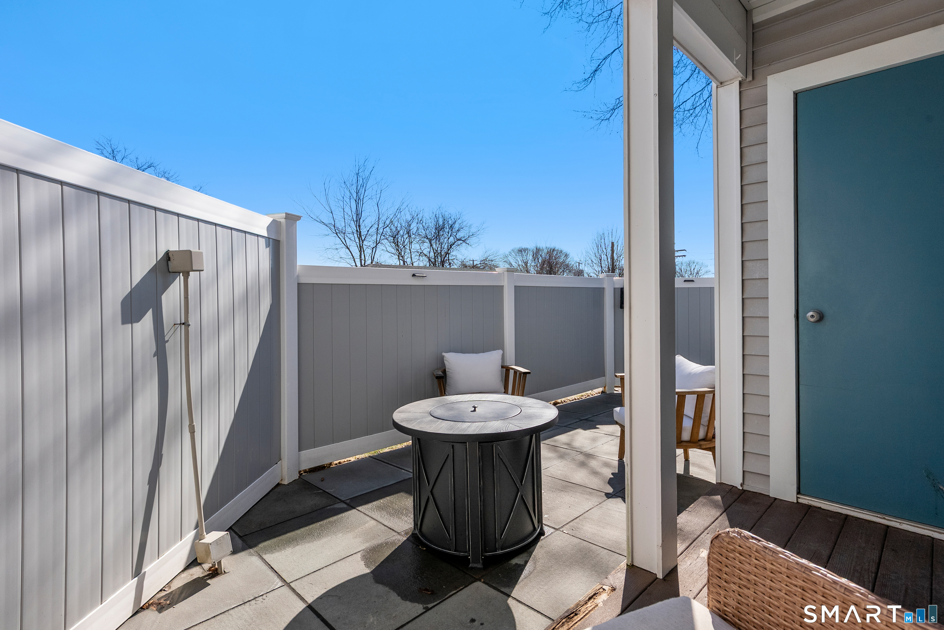 175 South End Road East Haven CT 06512