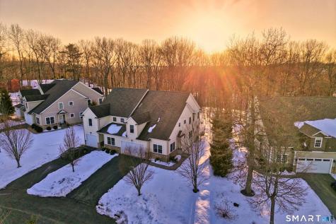 101 Turtlebrook Lane Bristol CT 06010