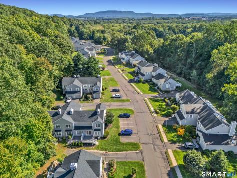 83 Quarry Village Road Cheshire CT 06410