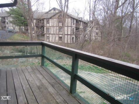 120 Homestead Lane Brookfield CT 06804