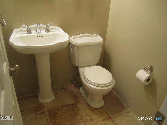 120 Homestead Lane Brookfield CT 06804