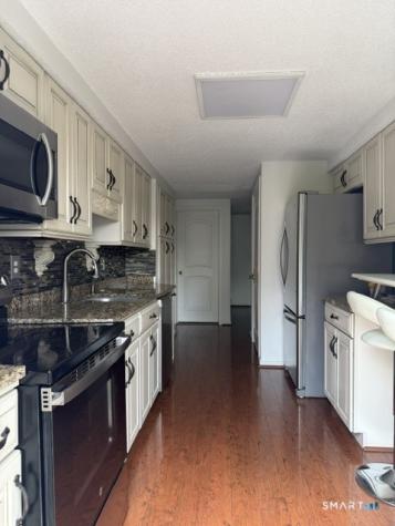 1 Avon Dale Road Cromwell CT 06416