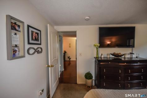 1 Avon Dale Road Cromwell CT 06416