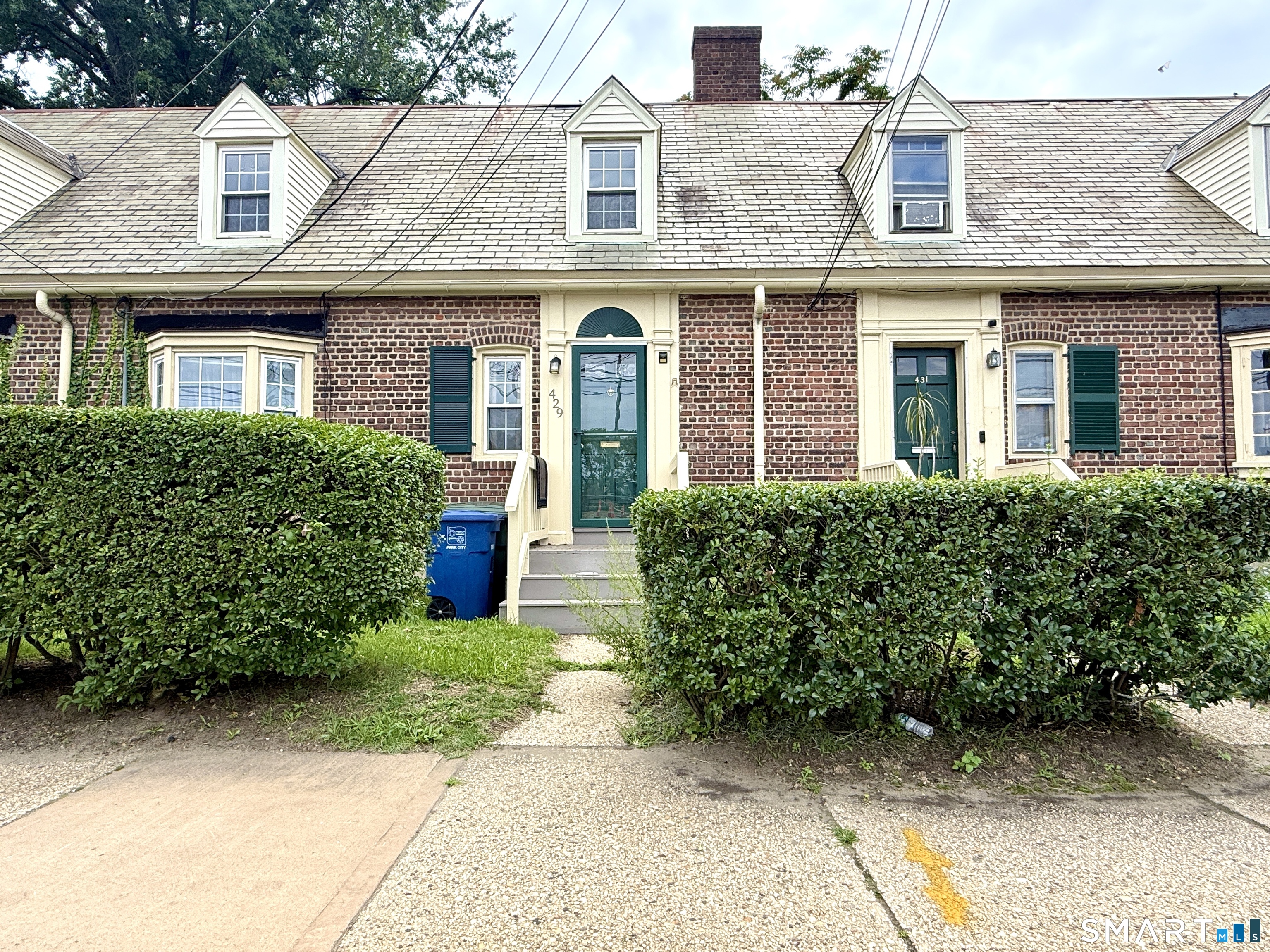 429 Iranistan Avenue Bridgeport CT 06604