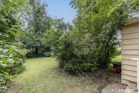429 Iranistan Avenue Bridgeport CT 06604