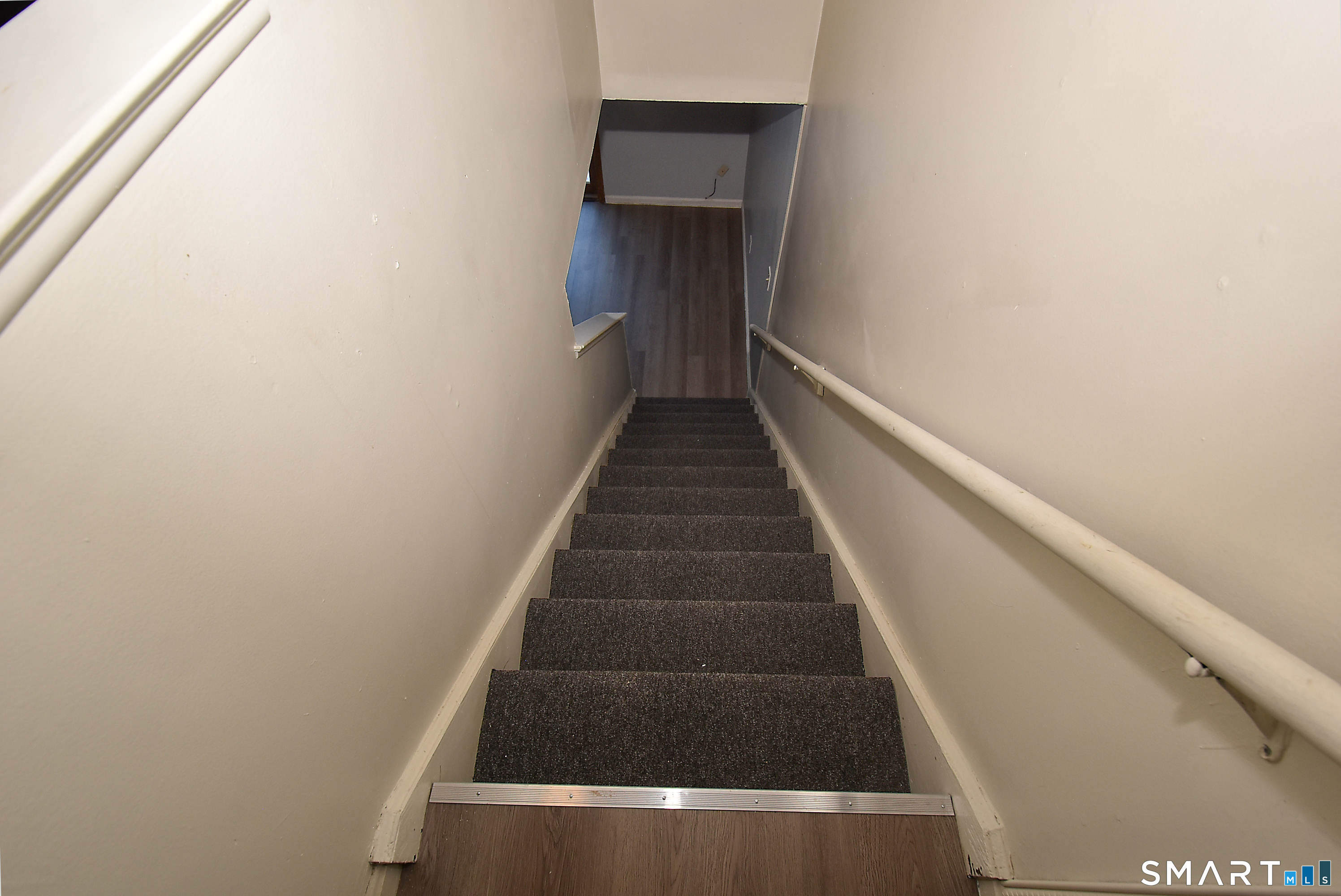 16 Seymour Road East Granby CT 06026