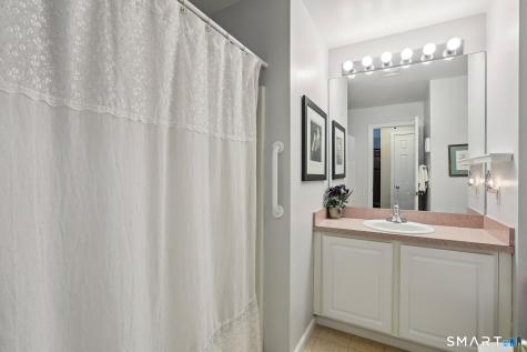 56 Pembroke Road Danbury CT 06811