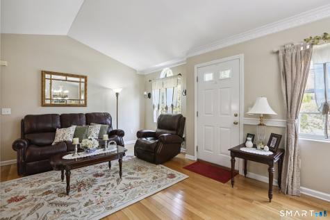 56 Pembroke Road Danbury CT 06811