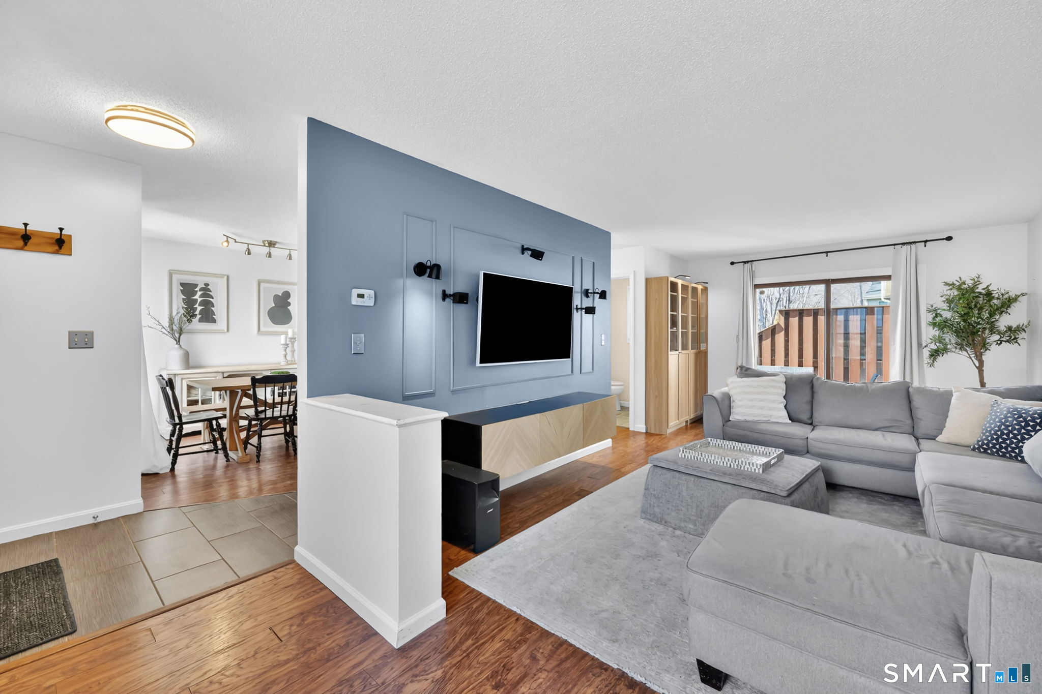 104 Carriage House Enfield CT 06082
