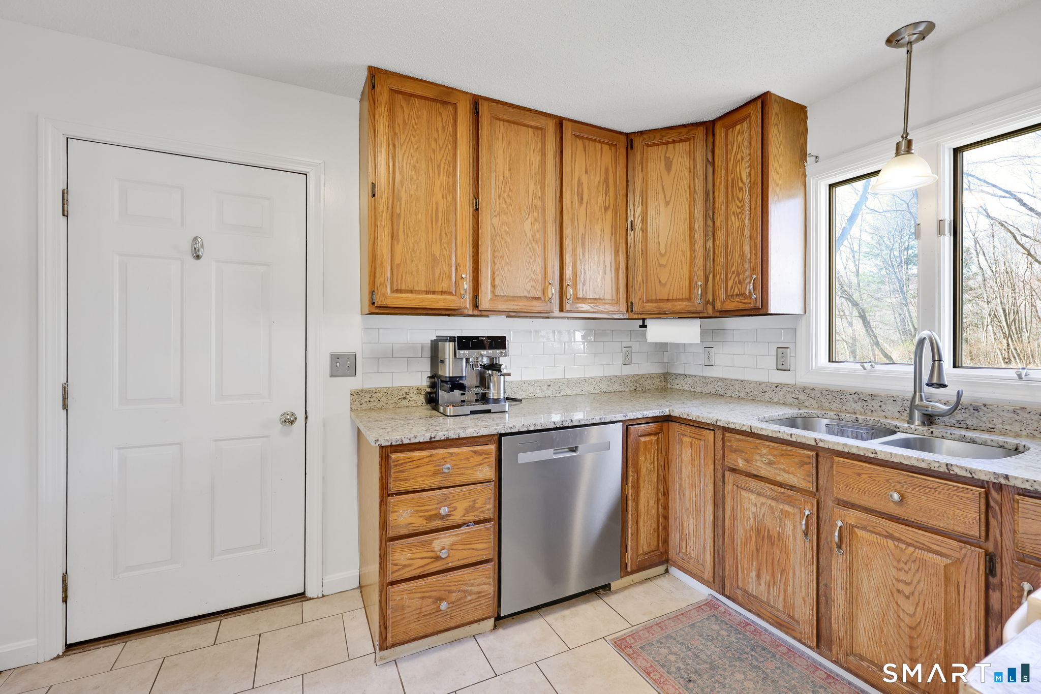 104 Carriage House Enfield CT 06082