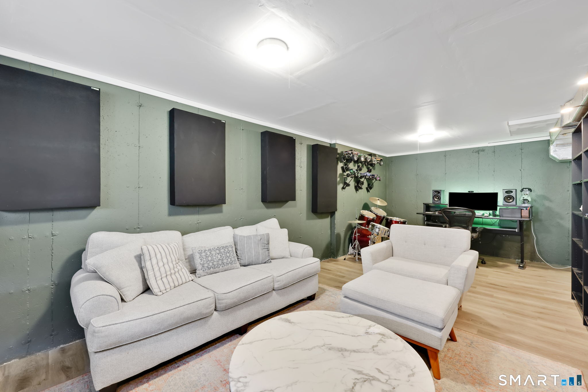 104 Carriage House Enfield CT 06082