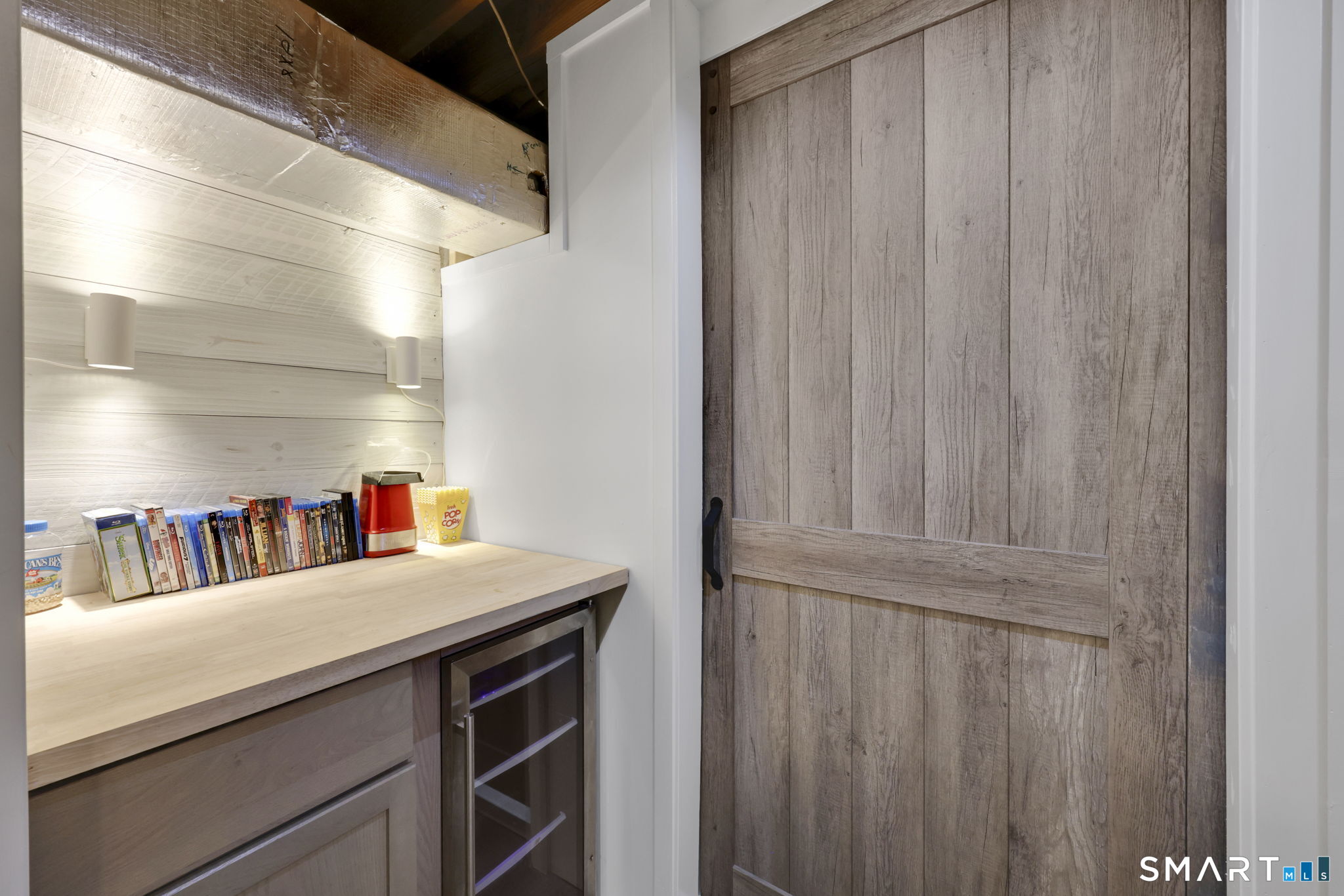104 Carriage House Enfield CT 06082