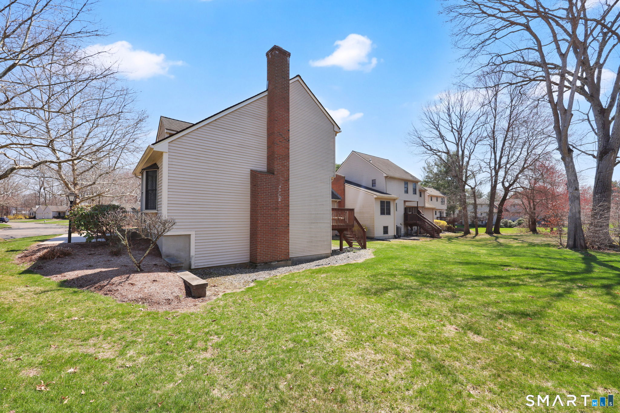 104 Carriage House Enfield CT 06082
