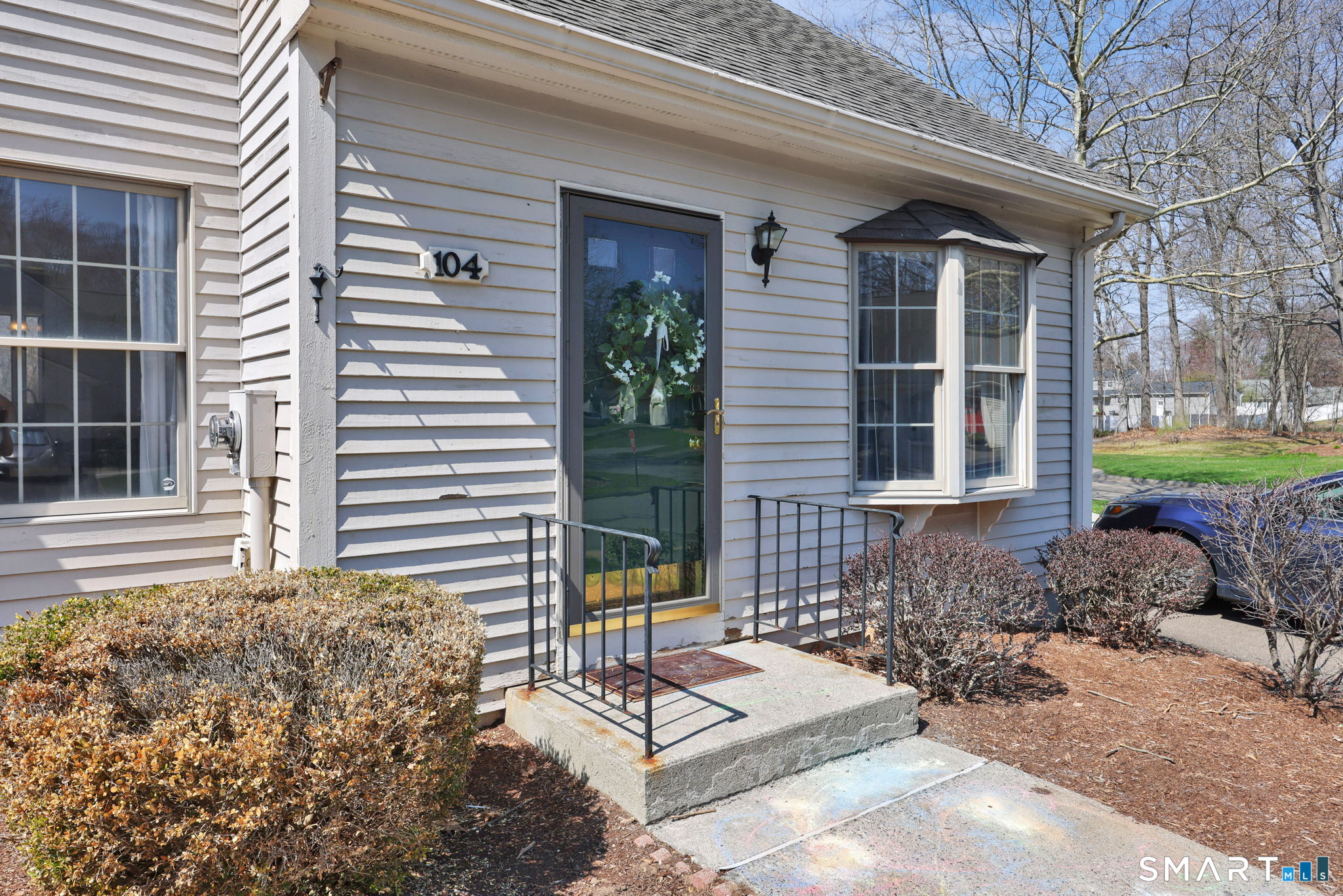 104 Carriage House Enfield CT 06082