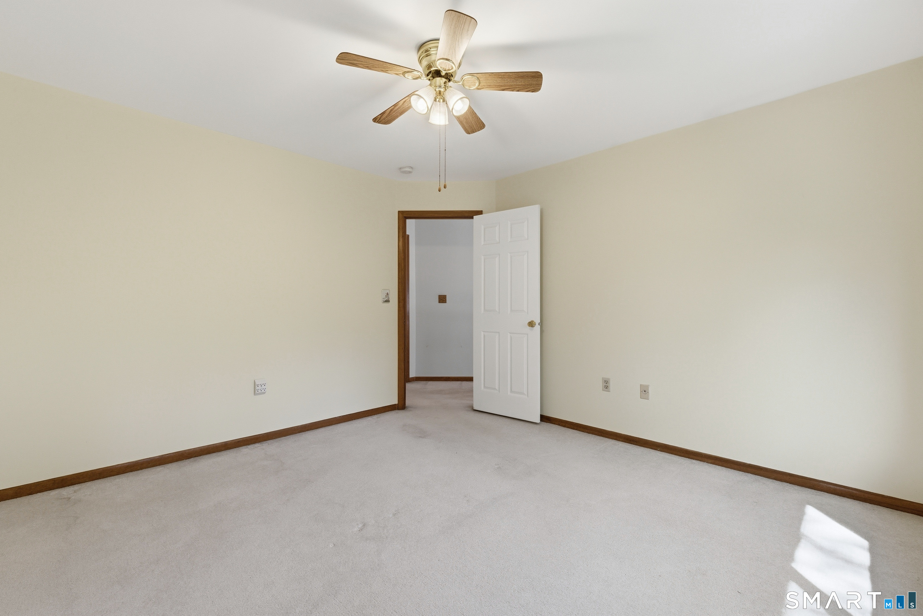 14 Lilac Lane Farmington CT 06032