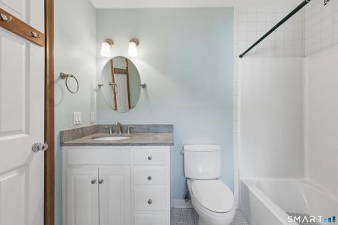 14 Lilac Lane Farmington CT 06032