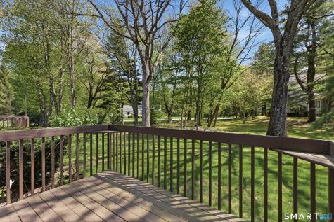 14 Lilac Lane Farmington CT 06032