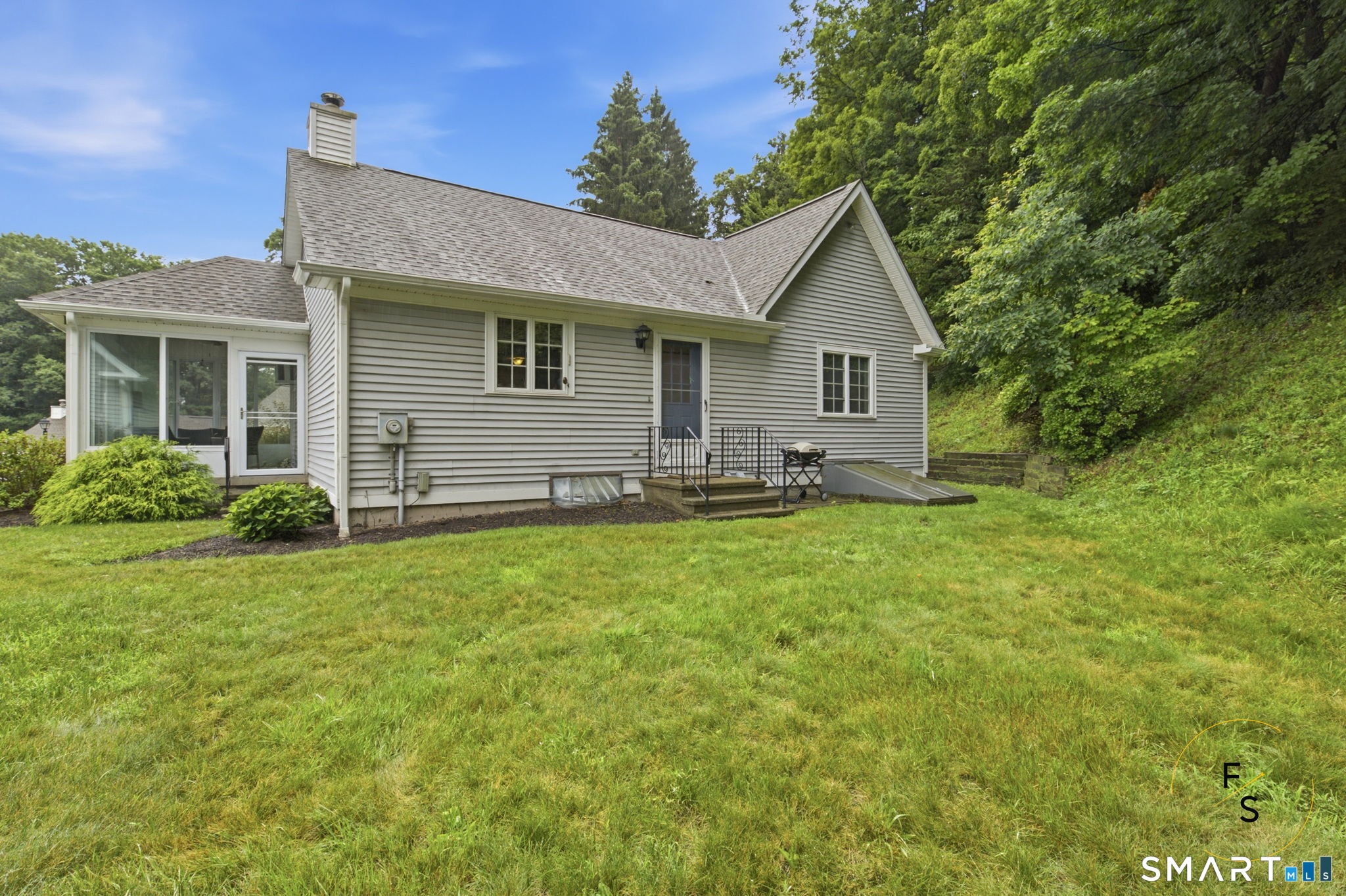 12 Bittersweet Ridge Middlefield CT 06455
