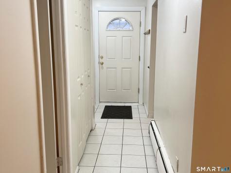 94 Wakefield Circle East Hartford CT 06118