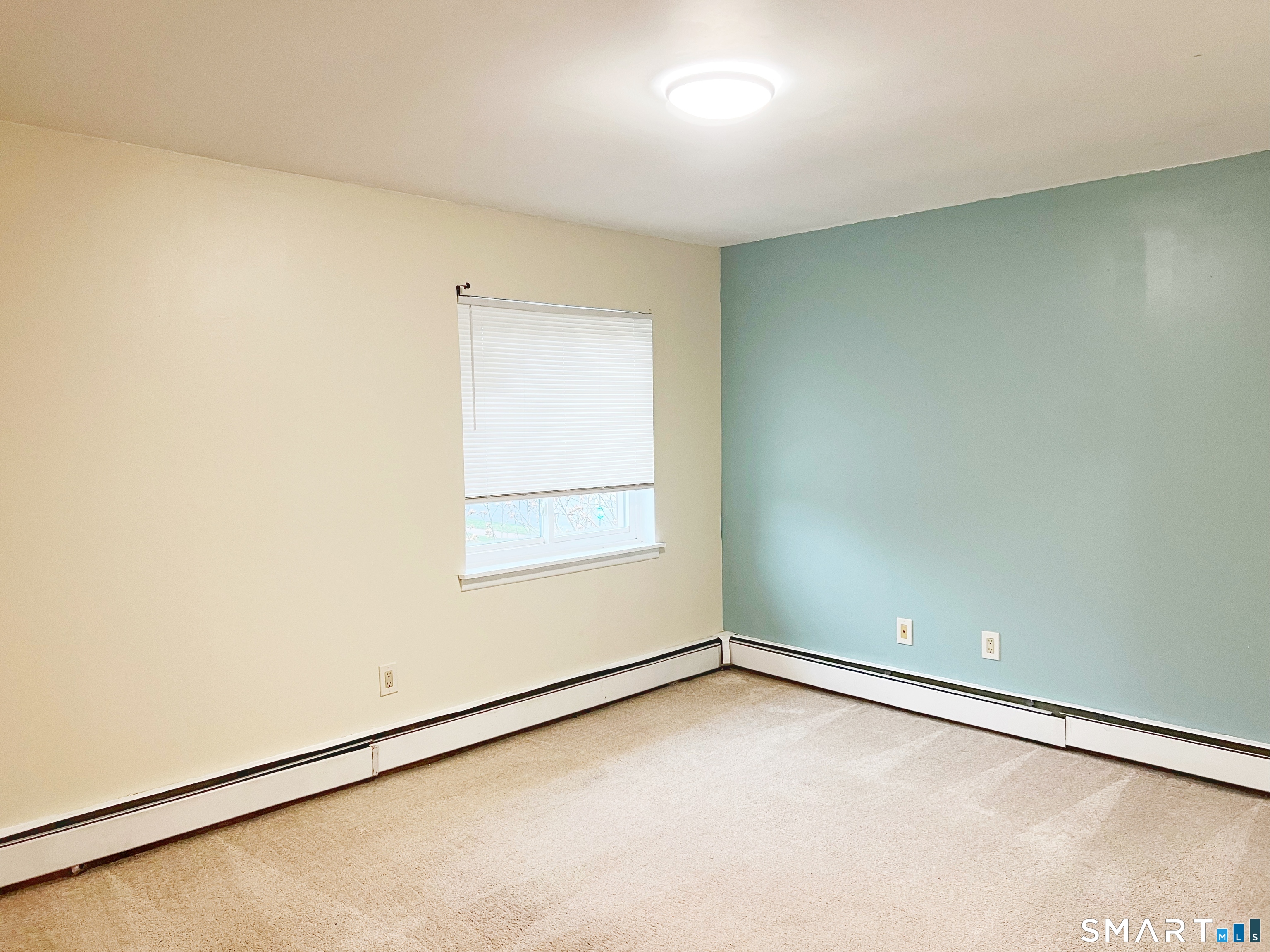 94 Wakefield Circle East Hartford CT 06118