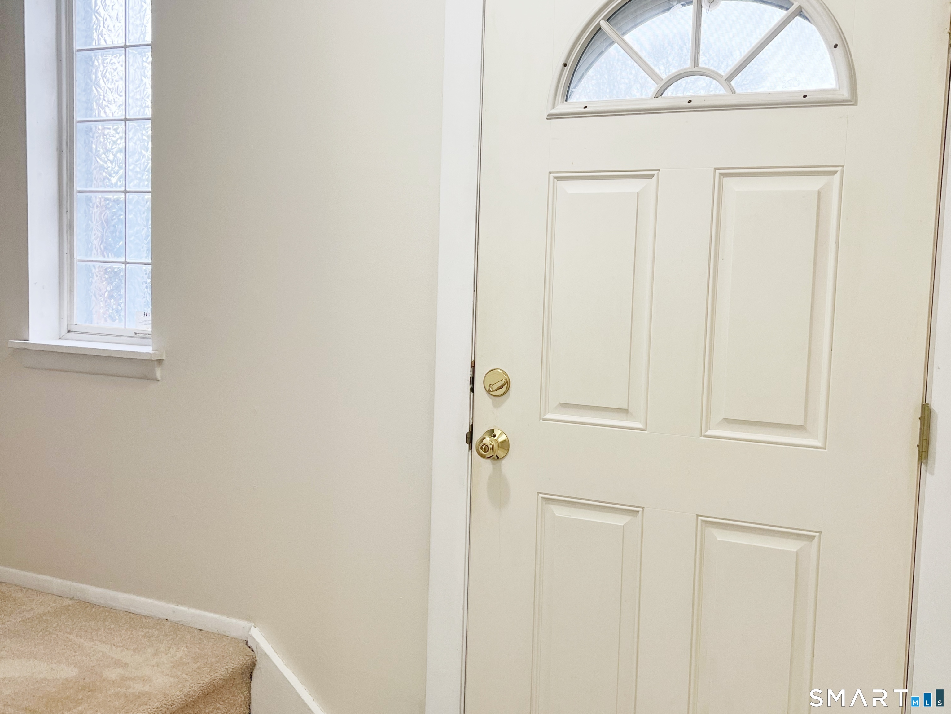 94 Wakefield Circle East Hartford CT 06118