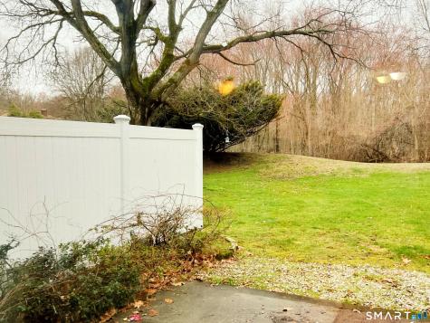 94 Wakefield Circle East Hartford CT 06118