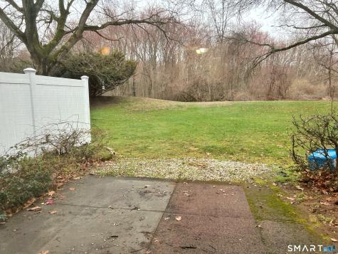 94 Wakefield Circle East Hartford CT 06118