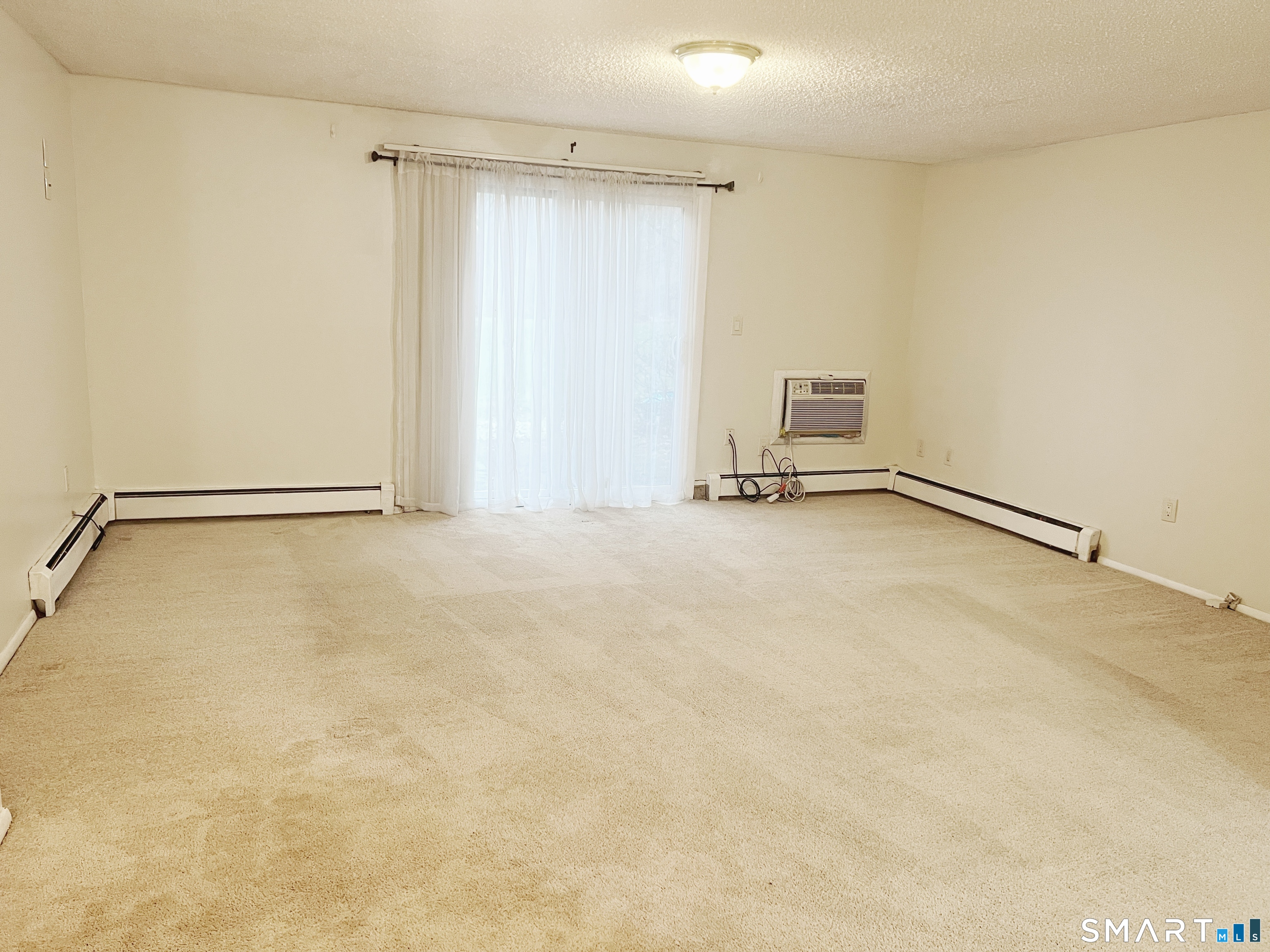 94 Wakefield Circle East Hartford CT 06118