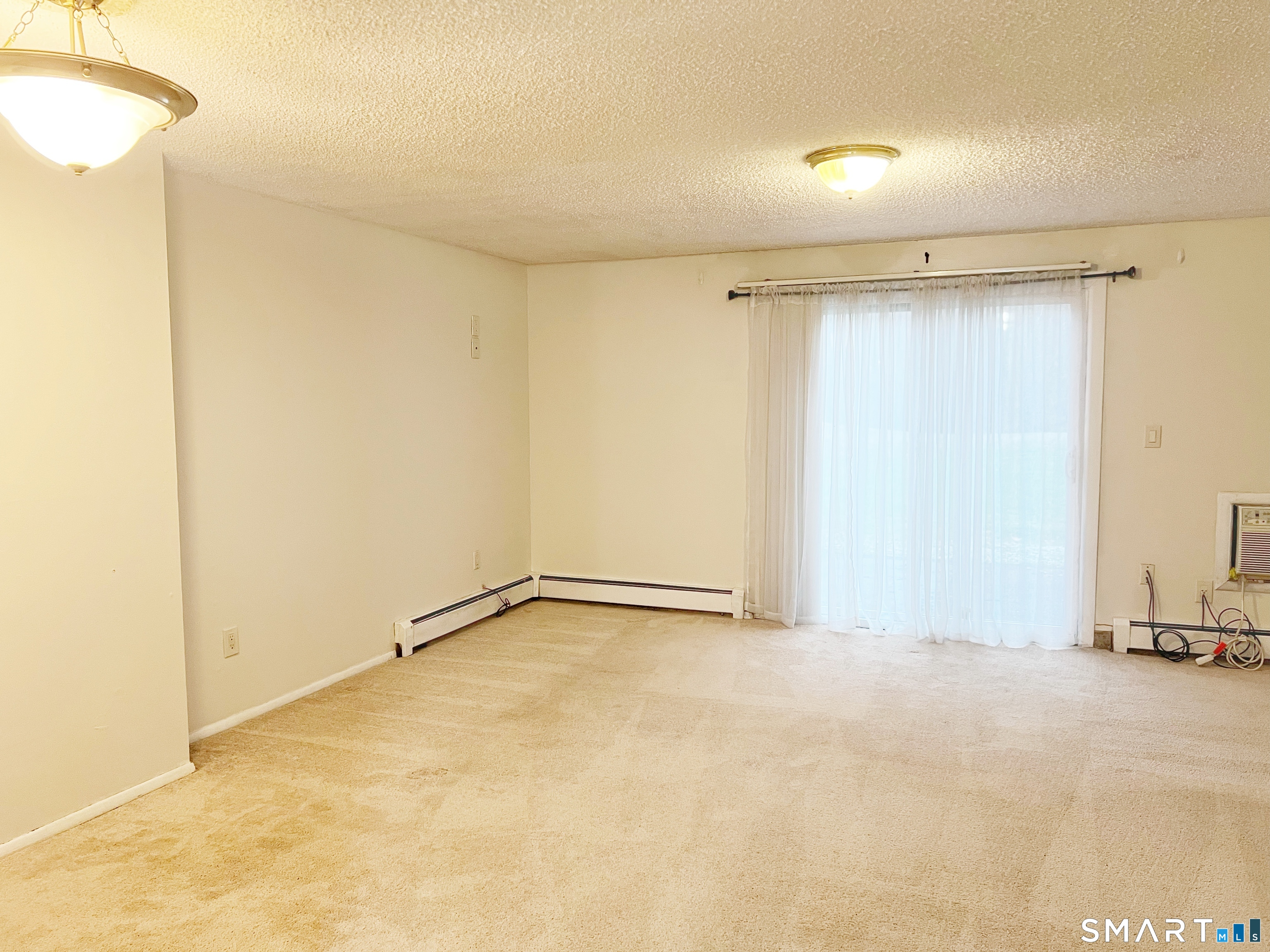 94 Wakefield Circle East Hartford CT 06118