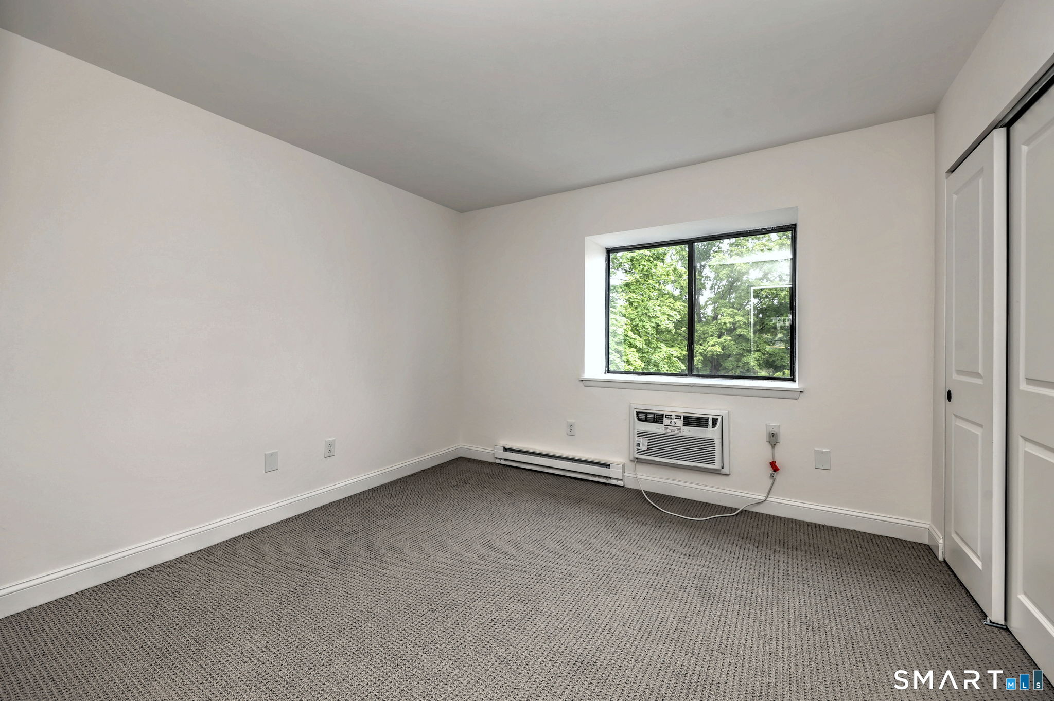 81 Sterling Village Meriden CT 06450