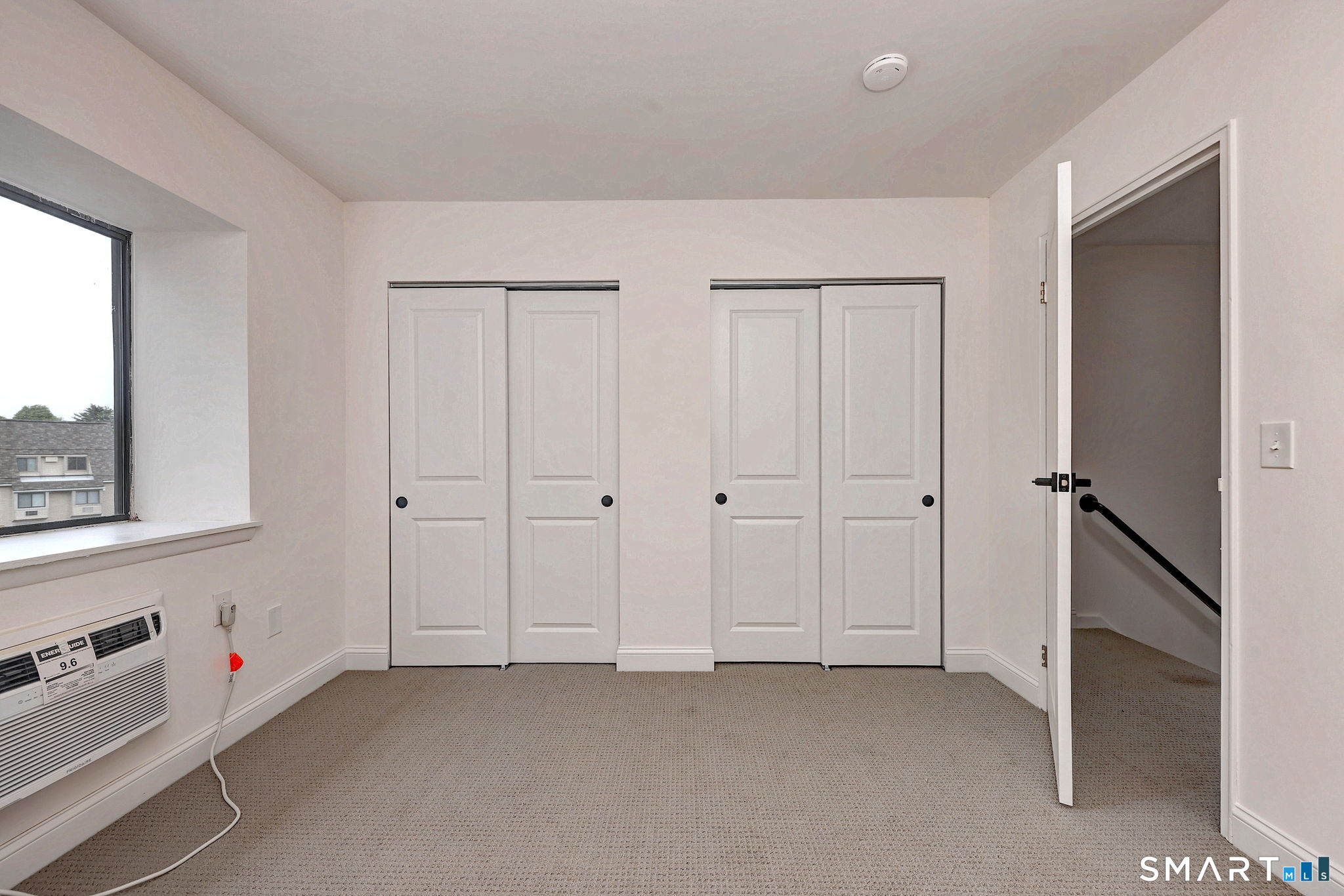 81 Sterling Village Meriden CT 06450