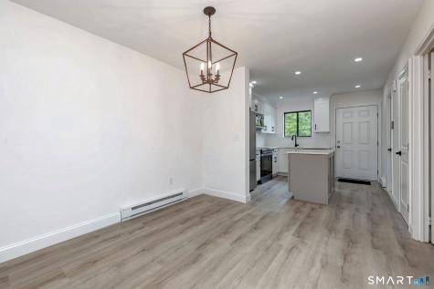 81 Sterling Village Meriden CT 06450