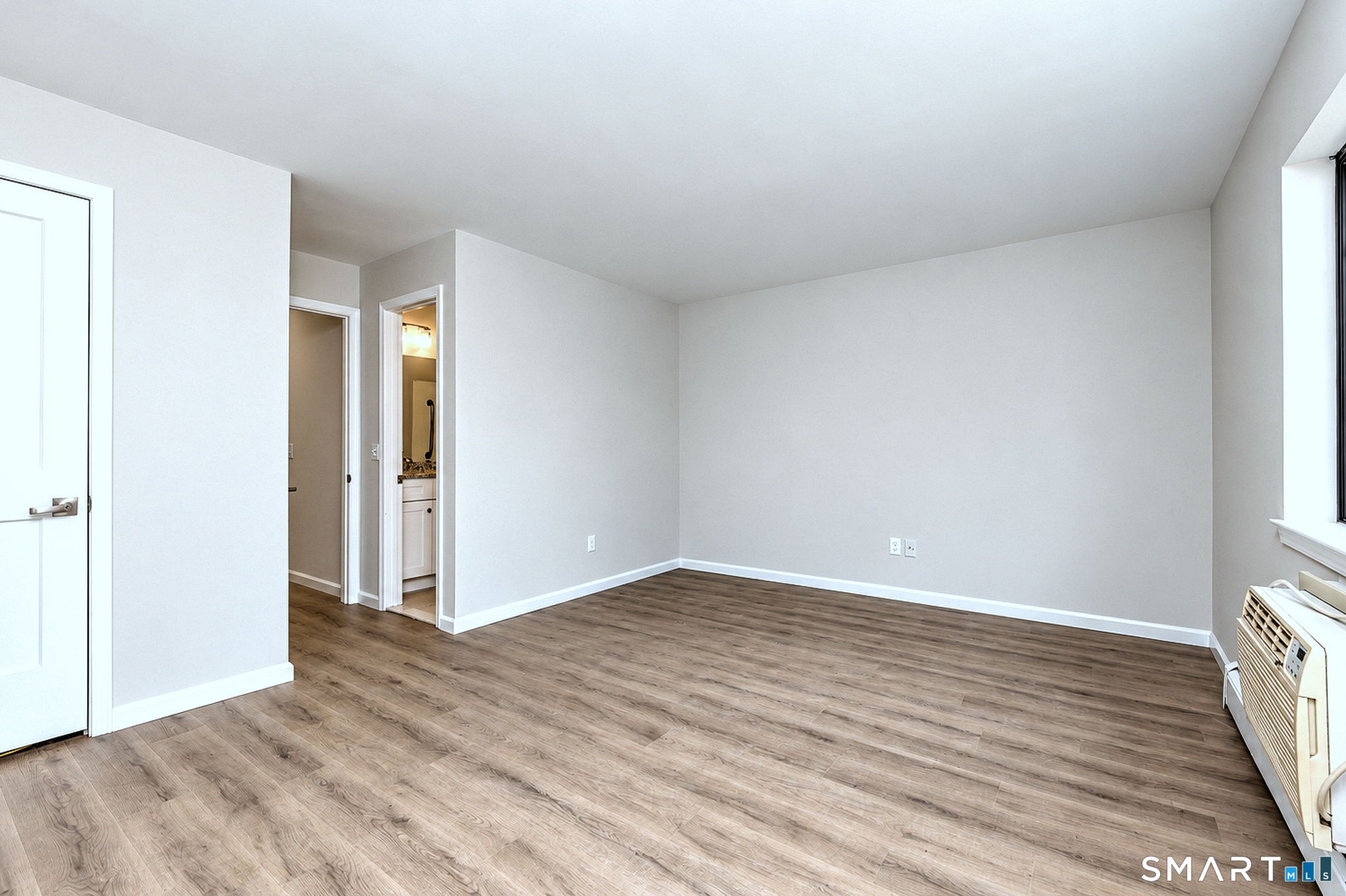 562 Swanson Crescent Milford CT 06461