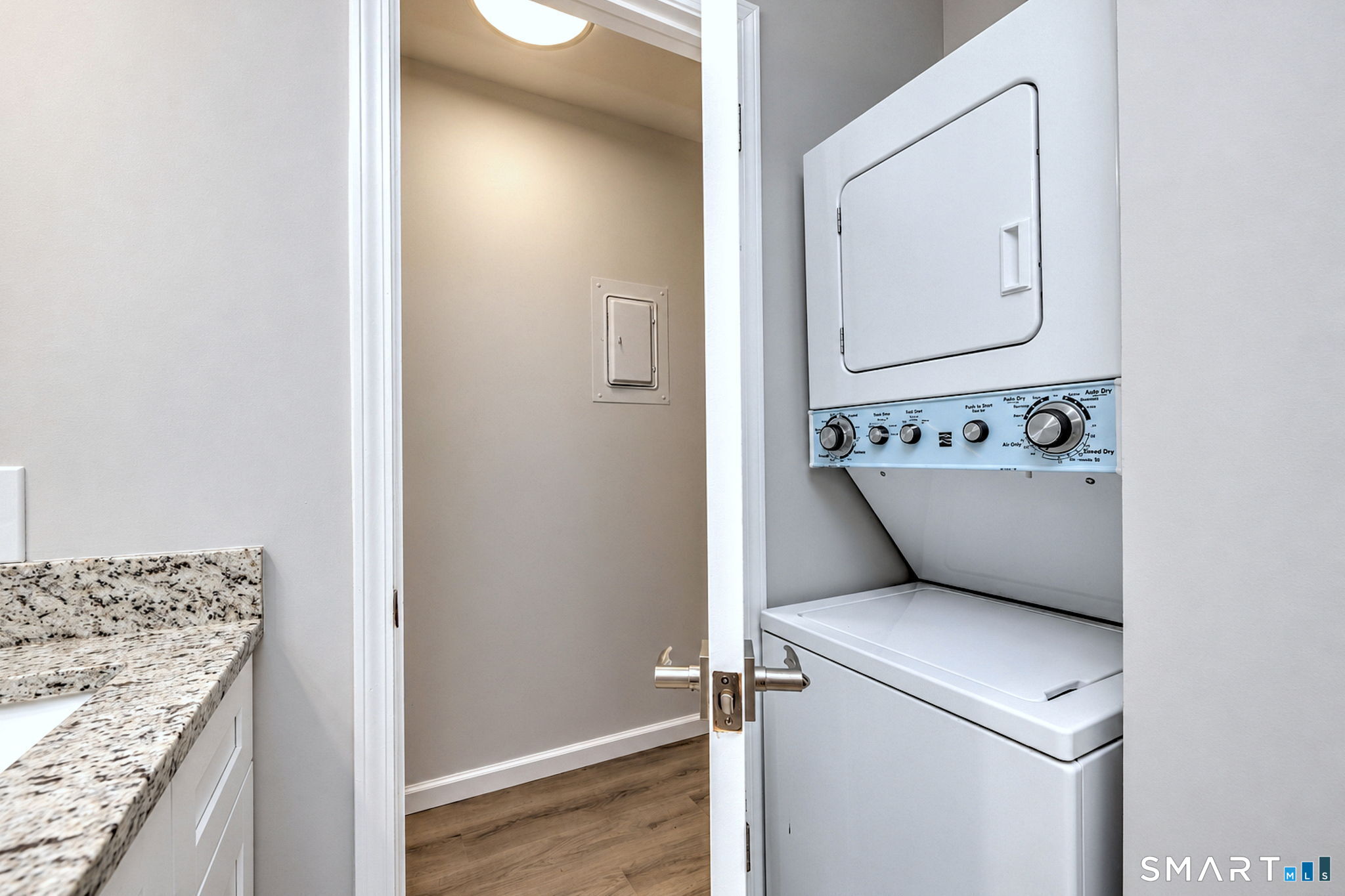 562 Swanson Crescent Milford CT 06461