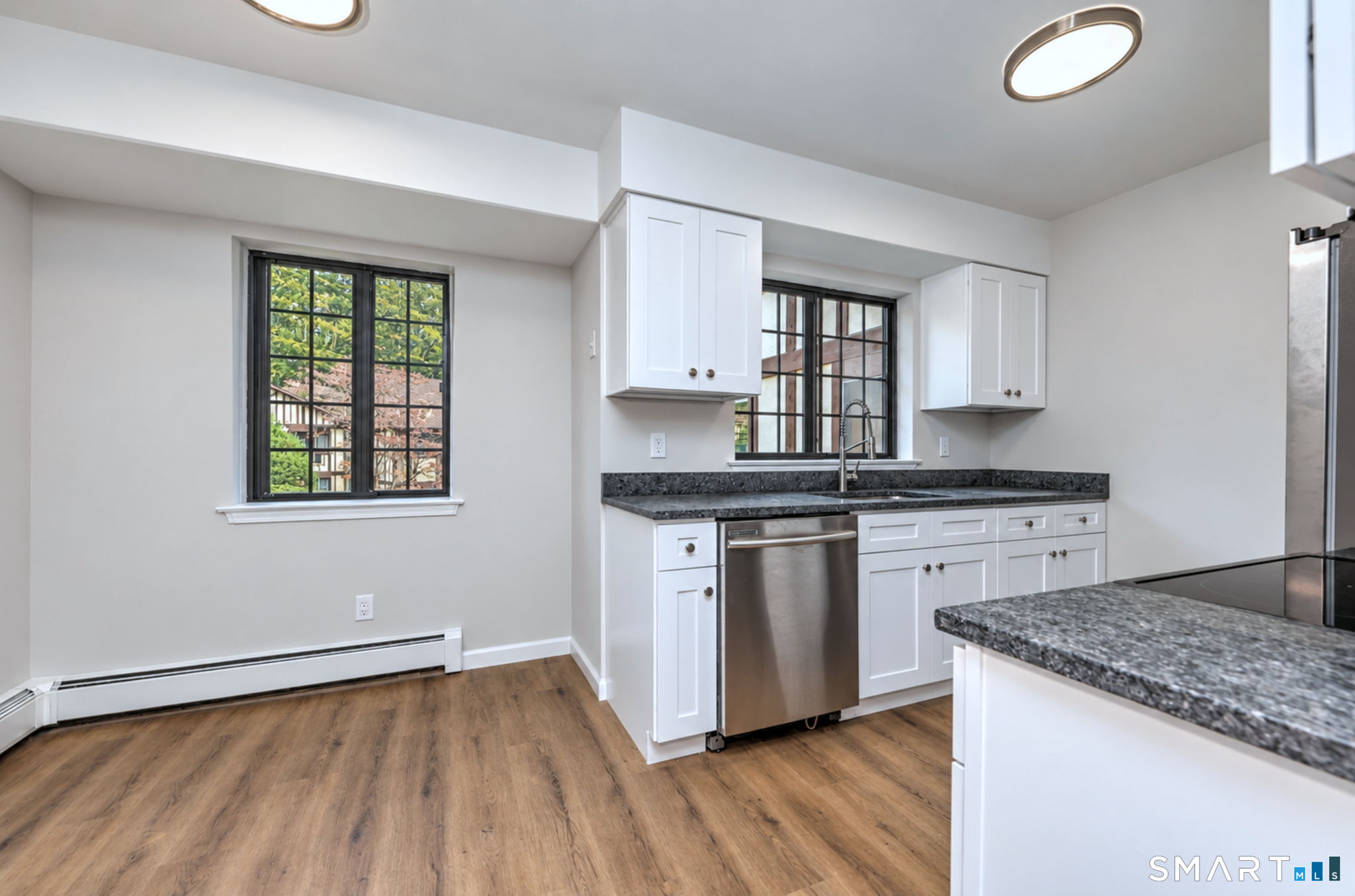 562 Swanson Crescent Milford CT 06461