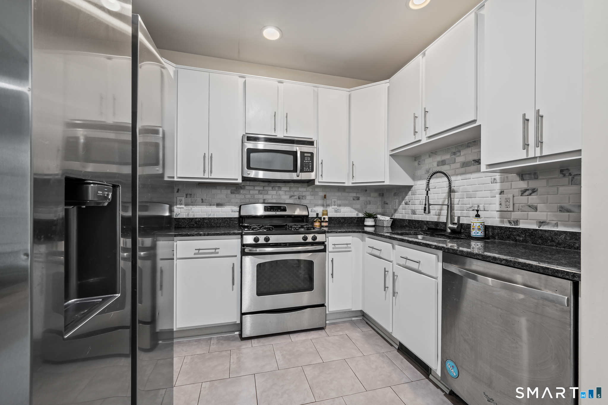 23 Rhodora Terrace Windsor CT 06095