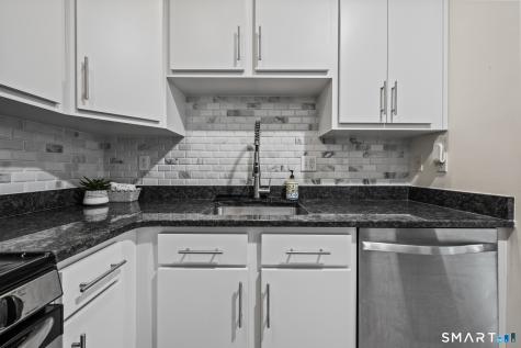 23 Rhodora Terrace Windsor CT 06095
