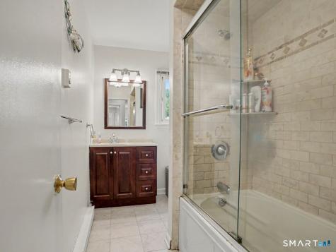 16 Donna Drive Norwalk CT 06854