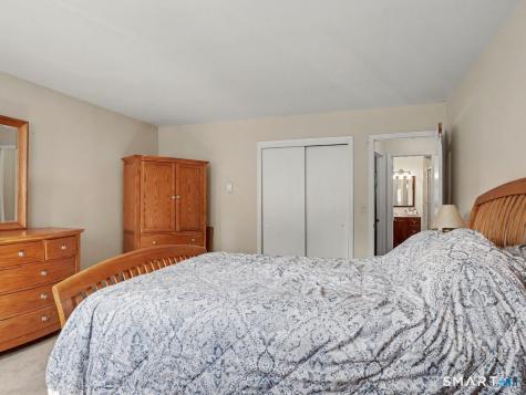 16 Donna Drive Norwalk CT 06854