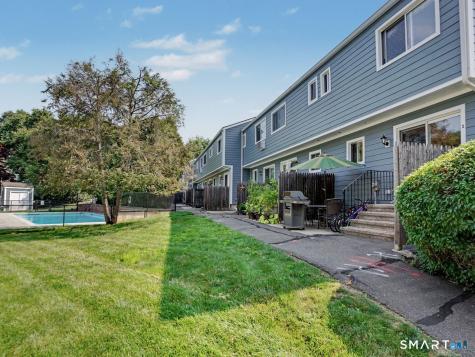 16 Donna Drive Norwalk CT 06854