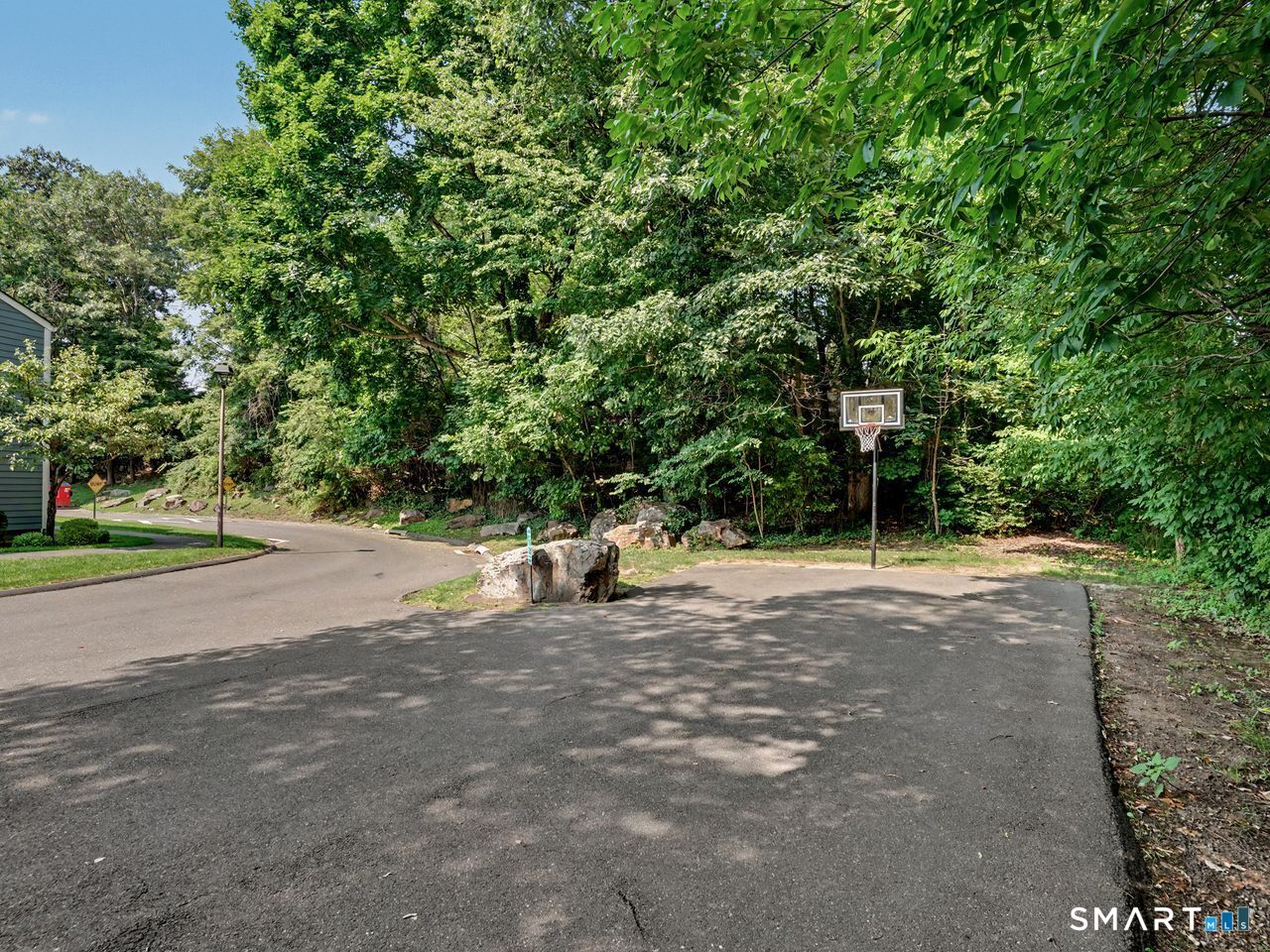 16 Donna Drive Norwalk CT 06854