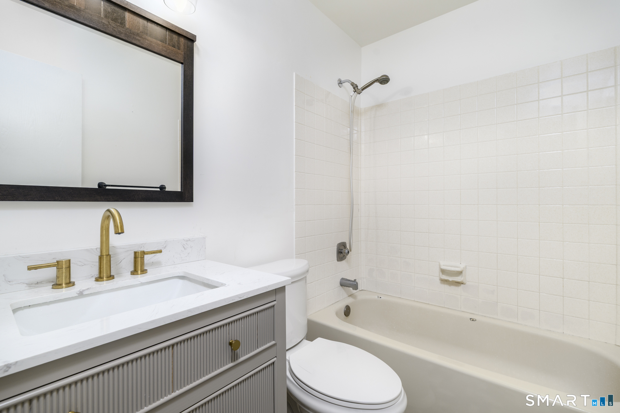217 Foxwood Lane Milford CT 06461