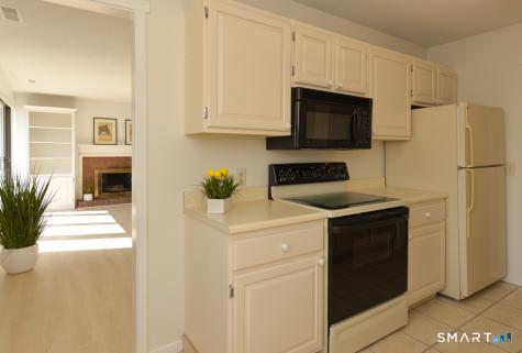 254 Heritage Village Southbury CT 06488