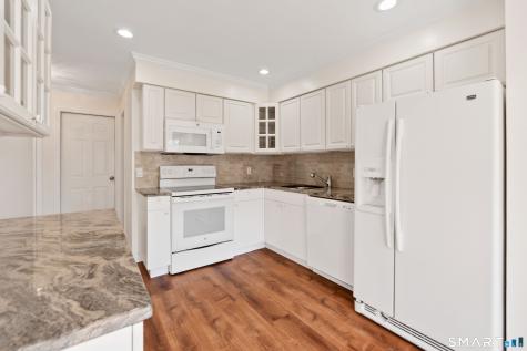 85 Viscount Drive Milford CT 06460