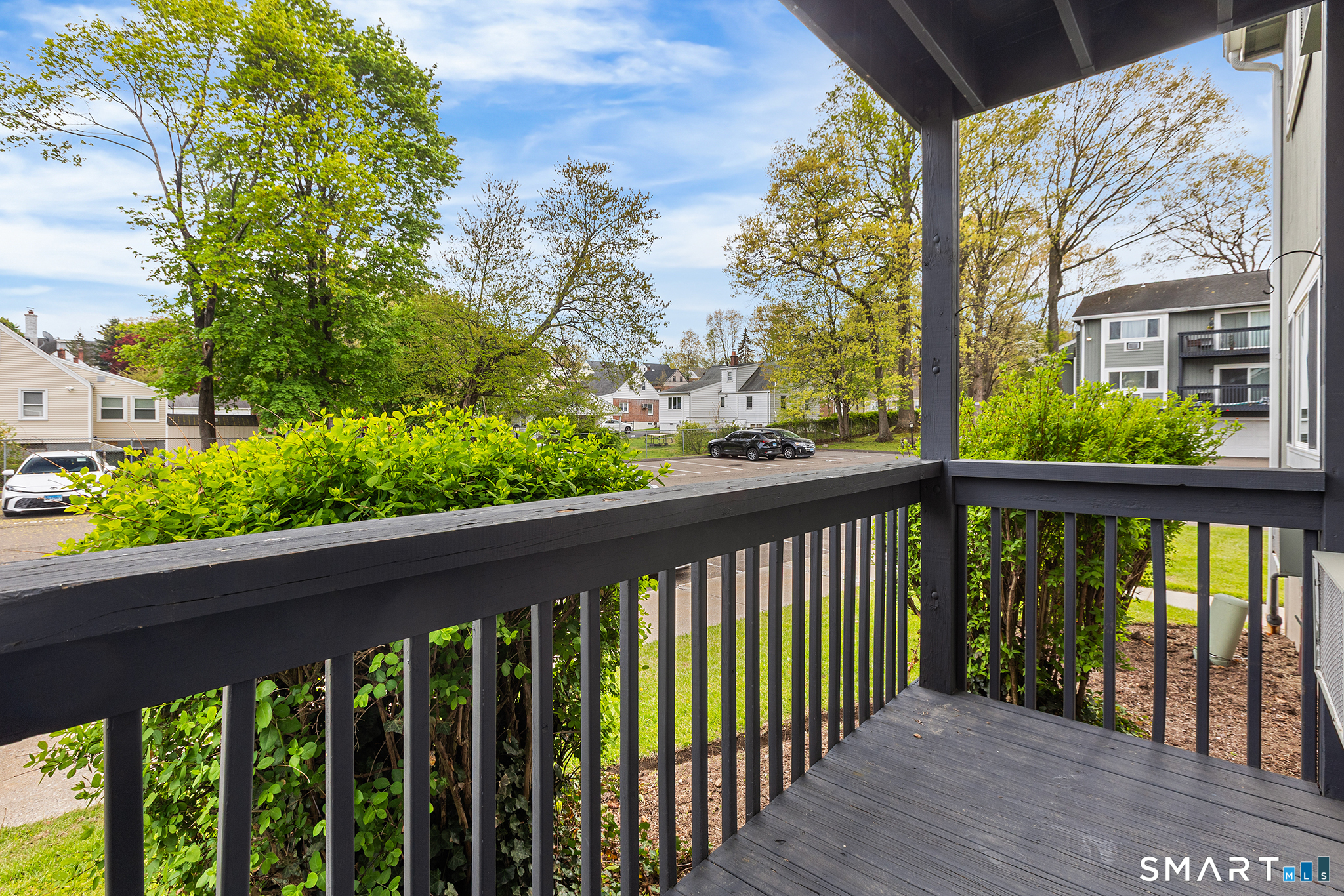 557 Glendale Avenue Bridgeport CT 06606