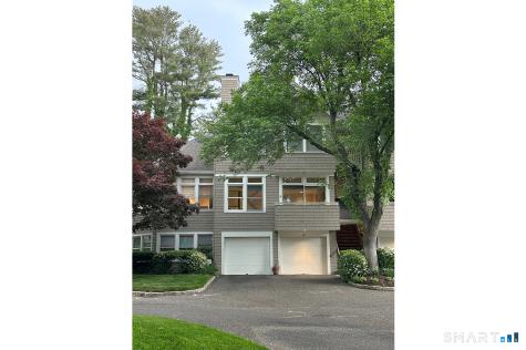 942 South Pine Creek Road Fairfield CT 06824
