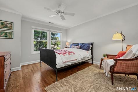 942 South Pine Creek Road Fairfield CT 06824